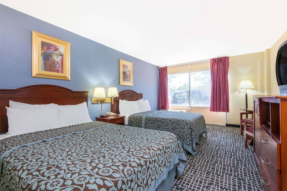 Blue Way Inn & Suites Wichita East - photo 14