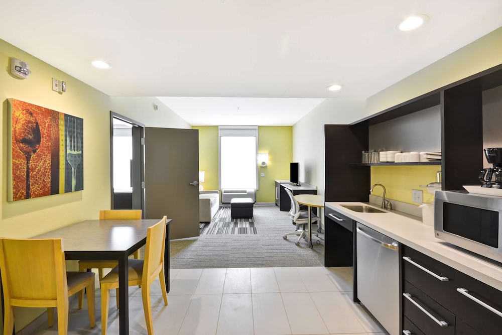 Home2 Suites by Hilton Rock Hill - photo 12
