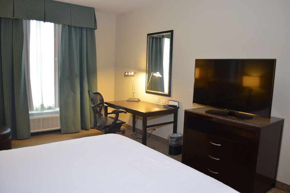Hilton Garden Inn Houston Pearland - photo 22