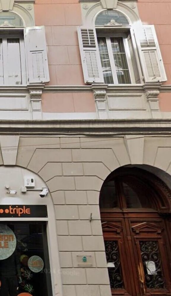 Regina Boutique Suites — 4-Star Luxury Hotel in Trieste, Italy
