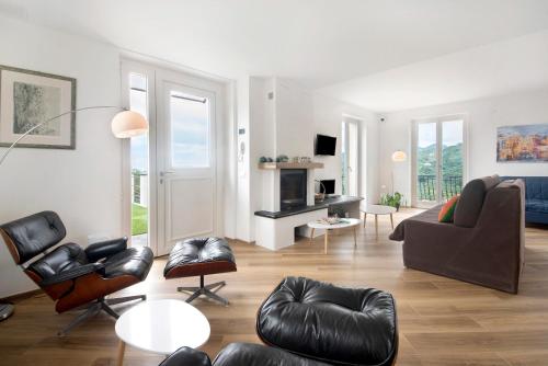 Villa Angelina — 4-Star Luxury Hotel in Lavagna, Italy