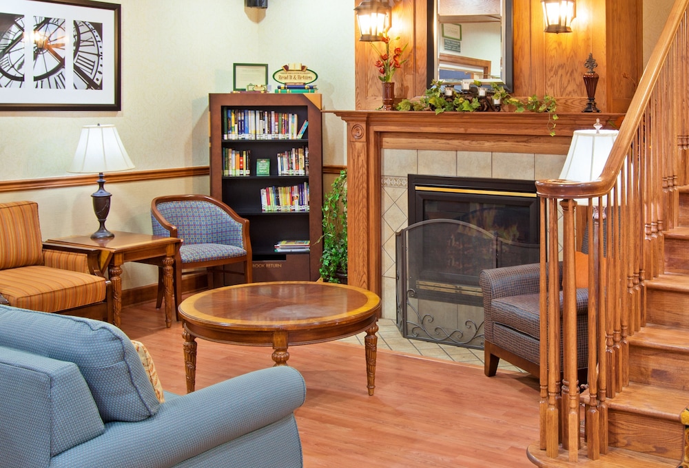 Travelodge by Wyndham Knoxville West - photo 8