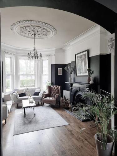Spacious Victorian property in Belfast, United Kingdom