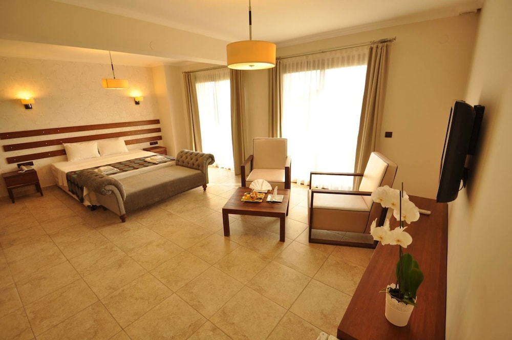 Otel Silvanus — Milas — photo 5