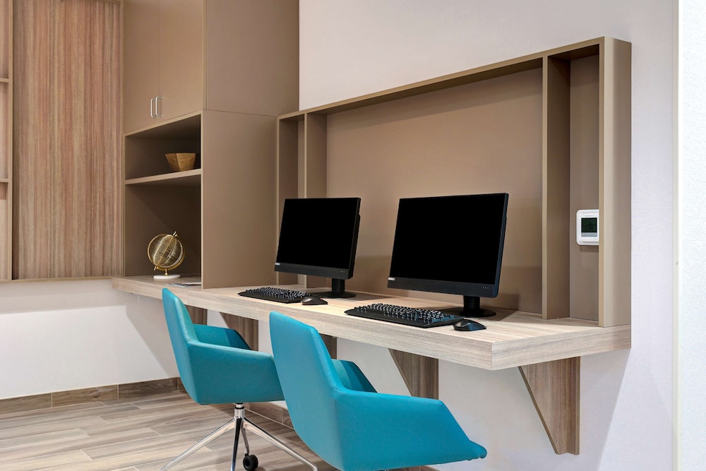 Homewood Suites by Hilton Santa Clarita - photo 46