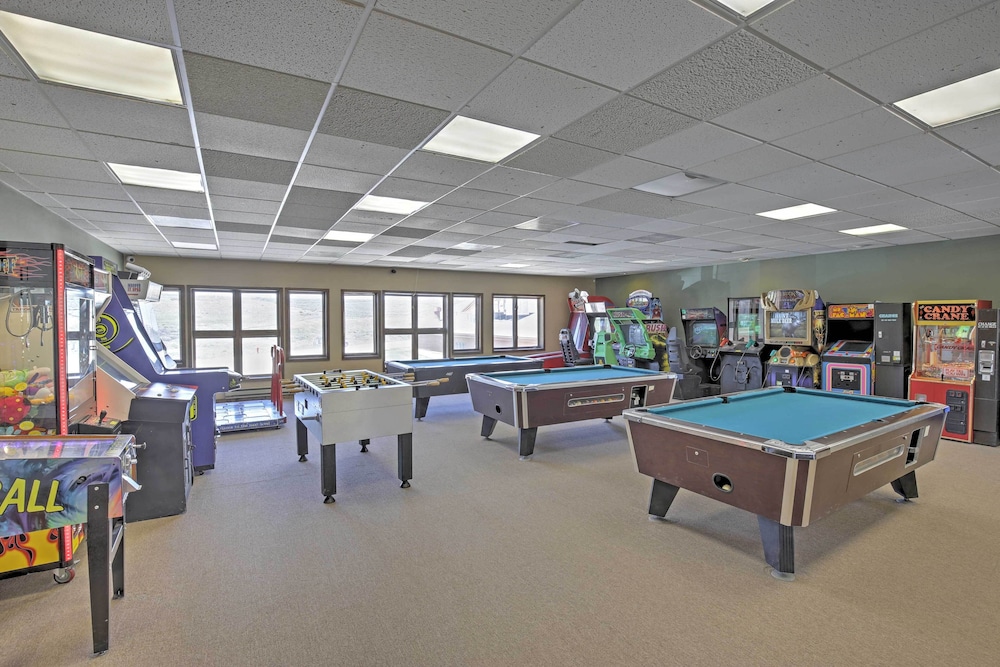 2 Mi to Granby Ranch: Resort Studio w Pool Access - photo 13