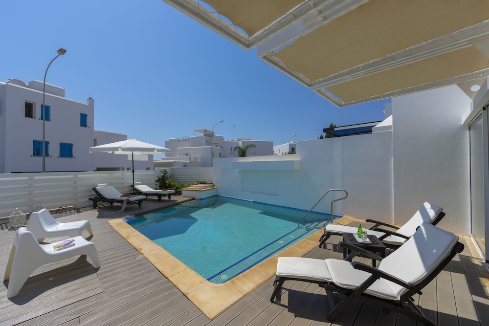 Protaras Villa Paros — 4-Star Luxury Hotel in Protaras, Cyprus
