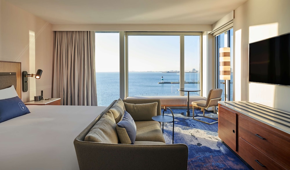 Sable at Navy Pier Chicago Curio Collection by Hilton - photo 18