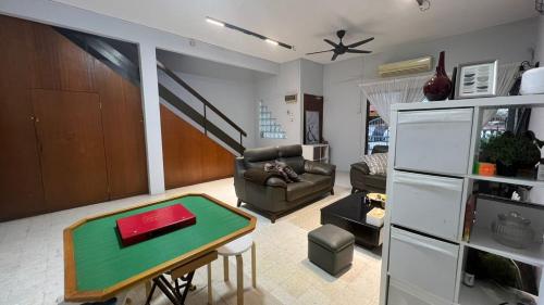311 Nana s Homes BBQ Games Netflix 11pax — Ampang — photo 2