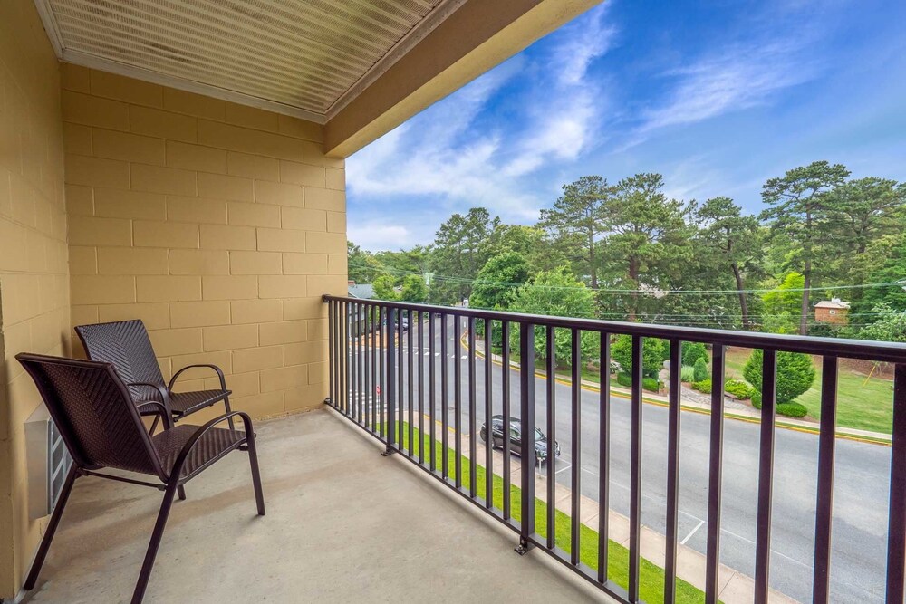 The Breakers Hotel & Suites - photo 36
