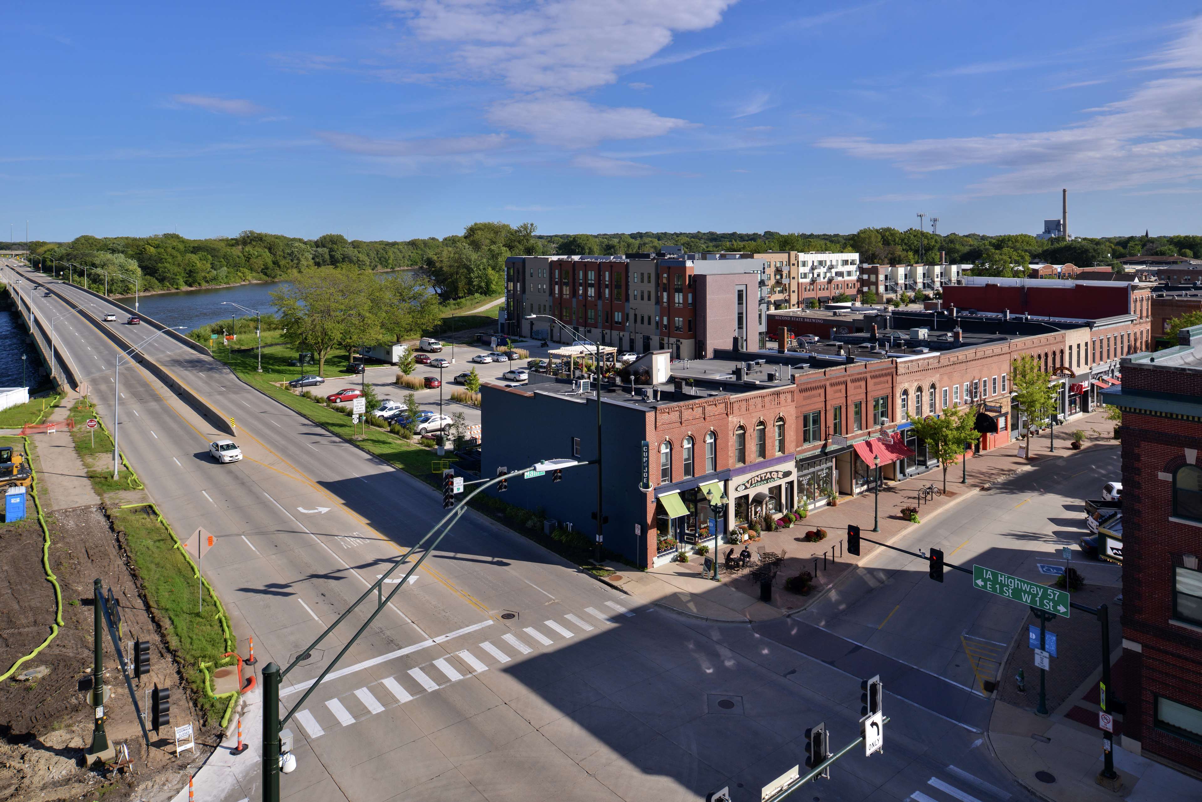 Hampton Inn Cedar Falls Downtown - photo 3