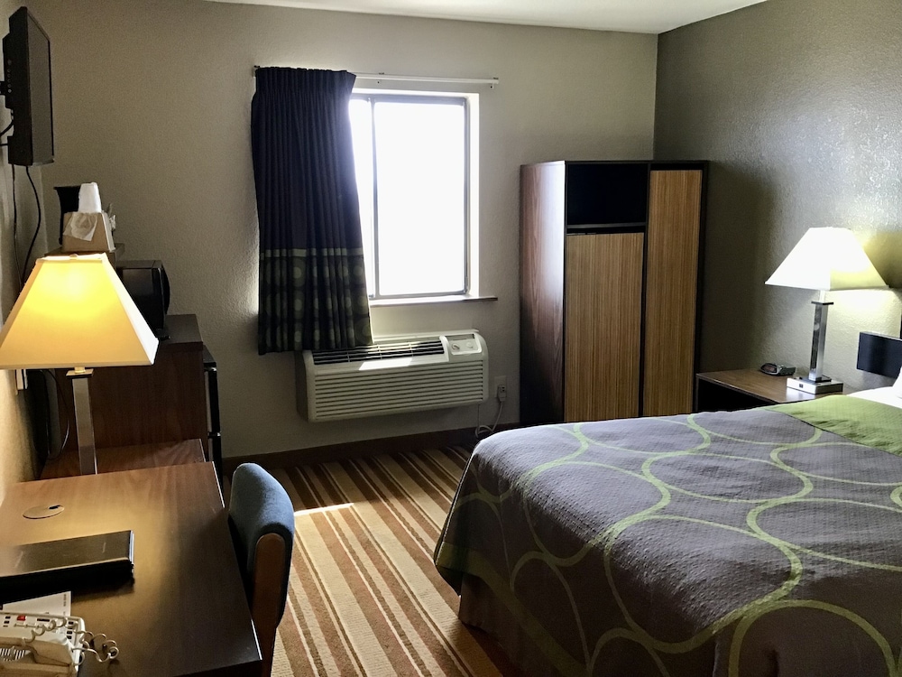 Super 8 by Wyndham Helena - photo 11