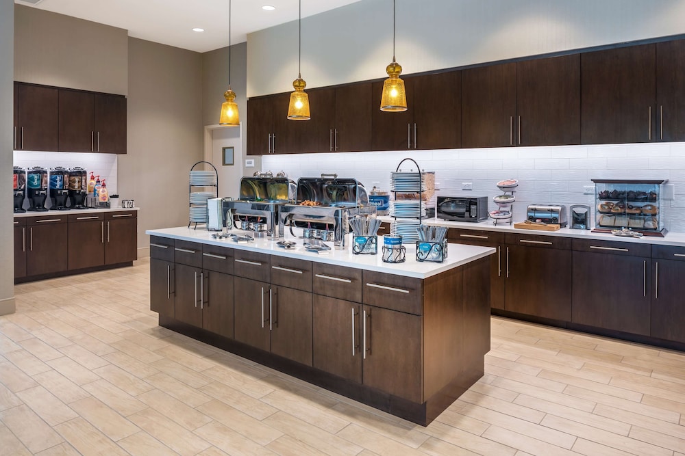 Homewood Suites by Hilton Miami Dolphin Mall - photo 20