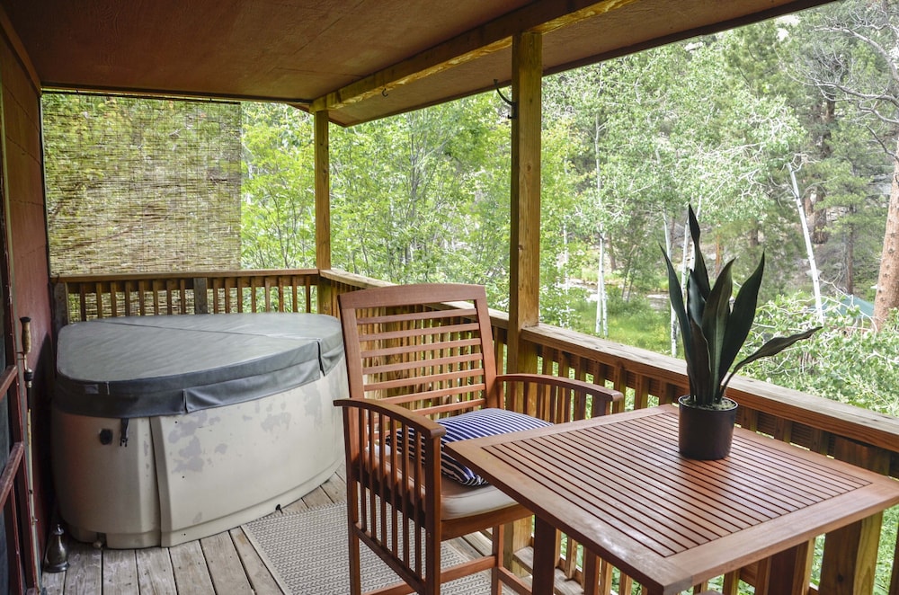 The Woolly Bugger Inn - photo 113