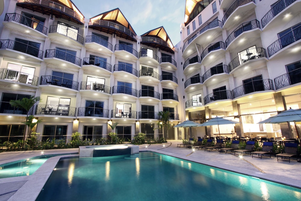 Oceano BoutiqueHotel & Gallery