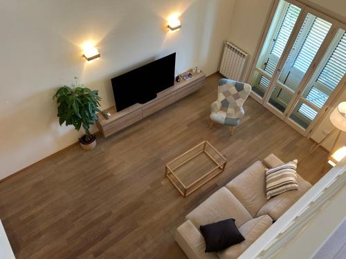 Love Lucca Apartment — 4-Star Luxury Hotel in Lucca, Italy