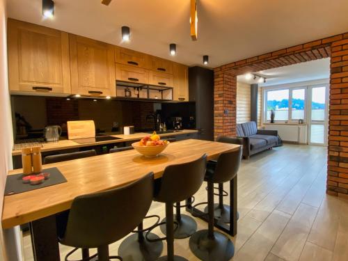 Vjp Hotel - carbon neutral hotel in Warin Chamrap
