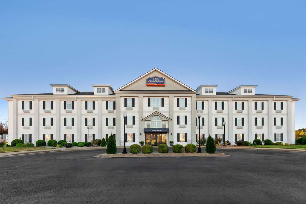 Howard Johnson by Wyndham Jackson - photo 2