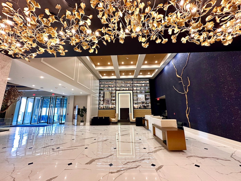 Chez Hotel Arlington Heights - photo 6