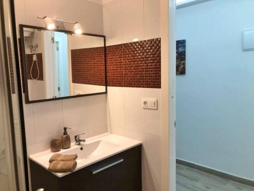 Apartamento Birgitt en Aloha Garden con vista mar y piscina — 4-Star Luxury Hotel in Adeje, Spain