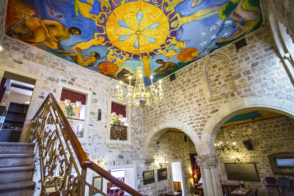Grisogono Palace Heritage Residence — 4-Star Luxury Hotel in Split, Croatia