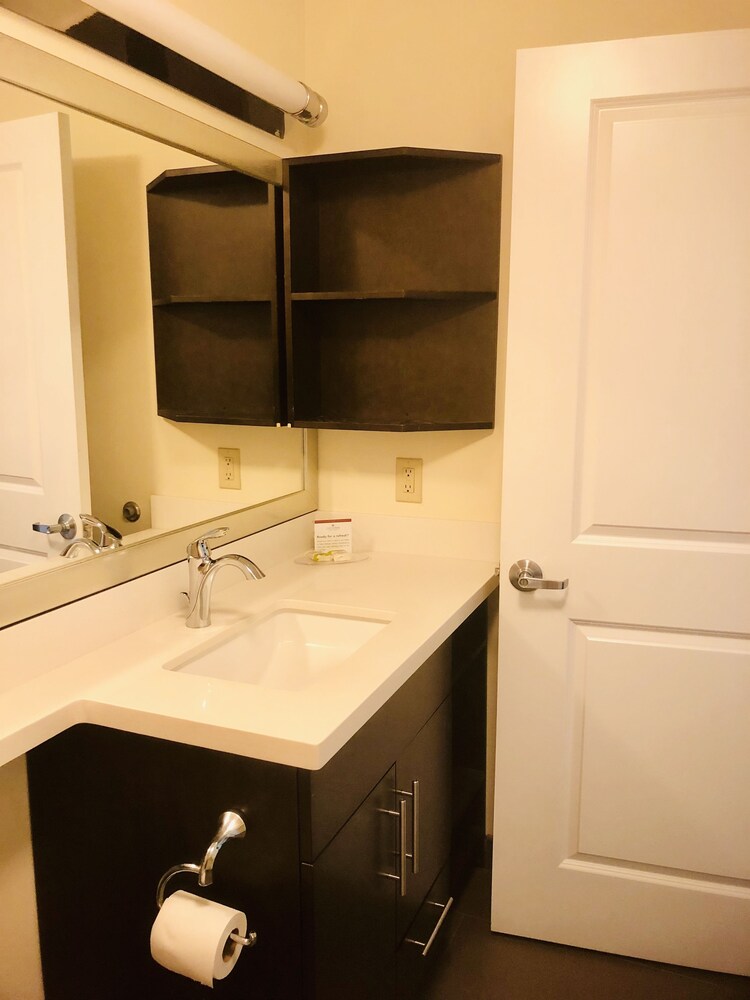 Candlewood Suites Lake Charles South by IHG - photo 19