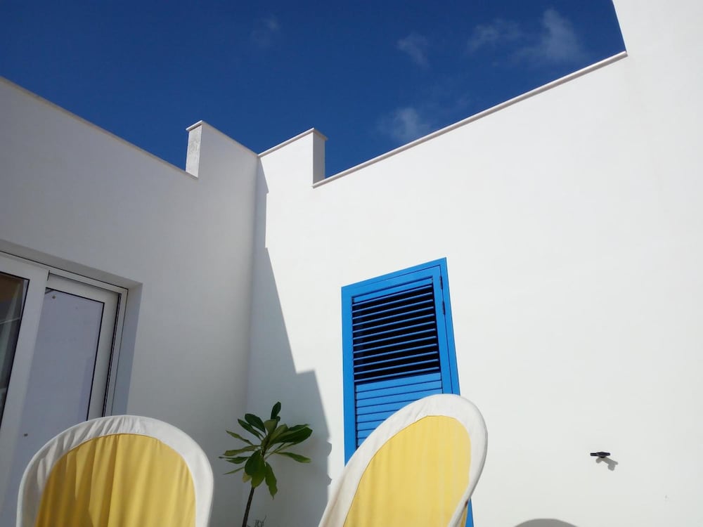 Mediterranea Guesthouse B&B — 4-Star Luxury Hotel in Portopalo Di Capo Passero, Italy
