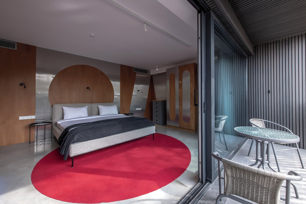 Urban Apartments 17 Executive Suits — 4-Star Luxury Hotel in Tbilisi, Georgia