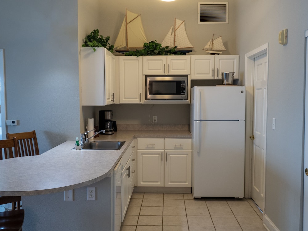 Delavan Lake Resort - photo 13