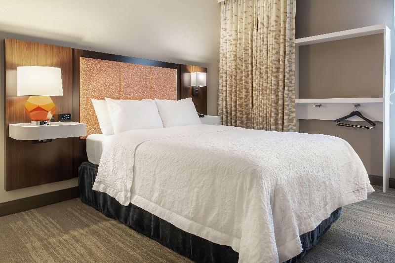 Hampton Inn Rockford - photo 45
