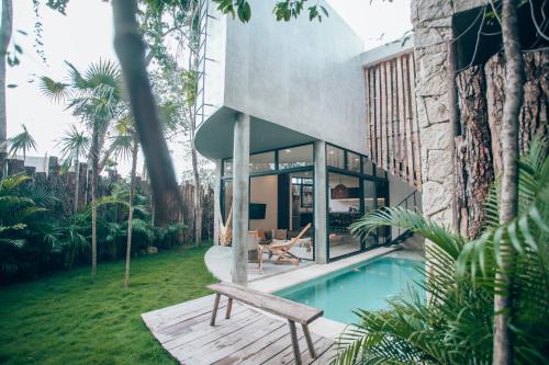 Jungle Boho Villa Pvt Pool 100mbs Concierge 8B — 4-Star Luxury Hotel in Tulum, Mexico
