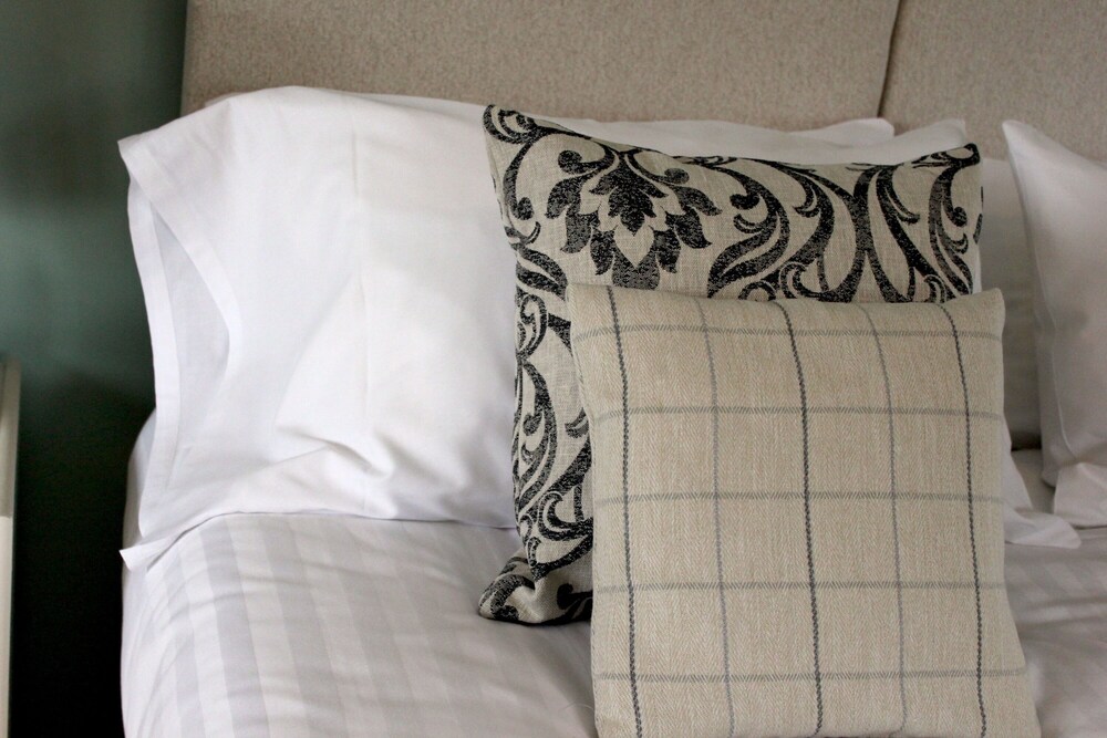 Stainsborough Hall Holiday Cottages — hotel in Wirksworth