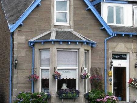 Almond Villa Guest House — 4-Star Luxury Hotel in Perth, United Kingdom