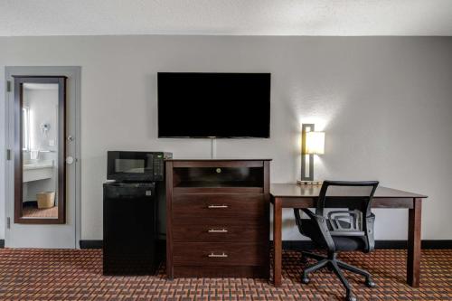 Motel 6 Chickasha Ok - photo 26