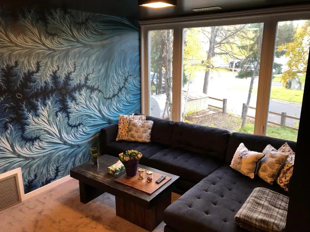 好丘 Hacho House — Yellowknife — photo 2