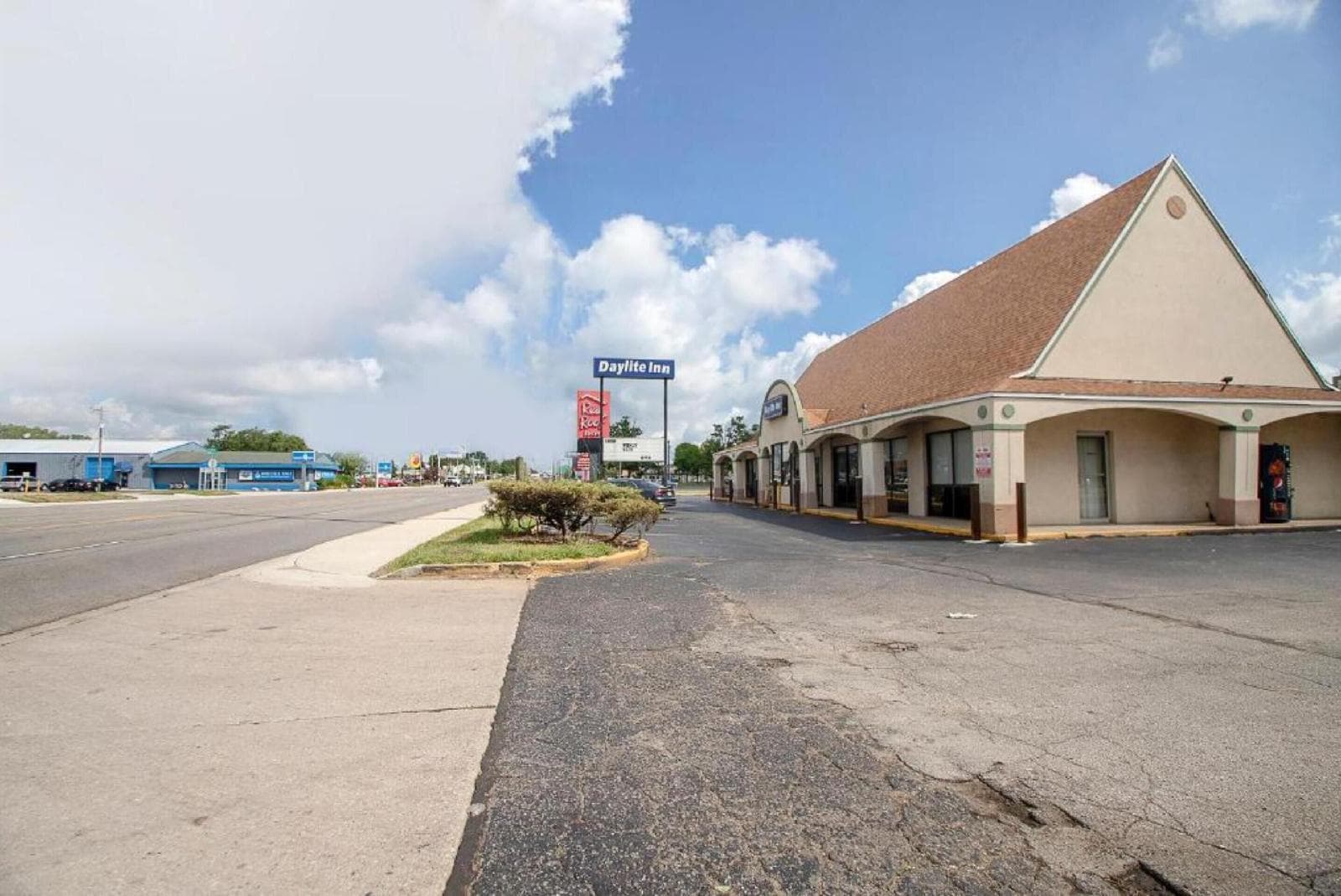 Hotel O Daylight Inn Elkhart I 90 IN - photo 8