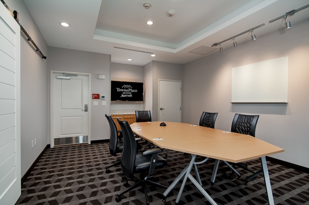 TownePlace Suites Fort Worth University Area Medical Center - photo 26