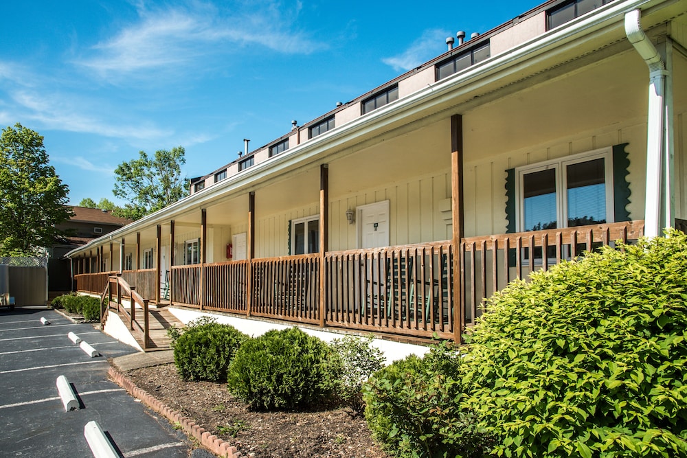 Boxwood Lodge - photo 72