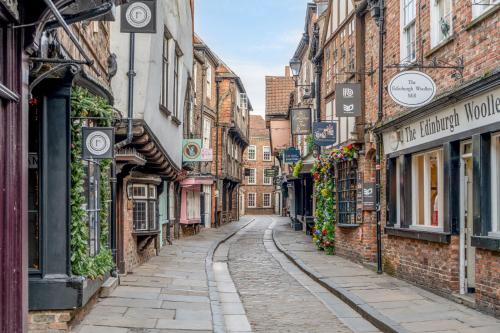 The Shambles The Timbered Nest — 4-Star Luxury Hotel in York, United Kingdom