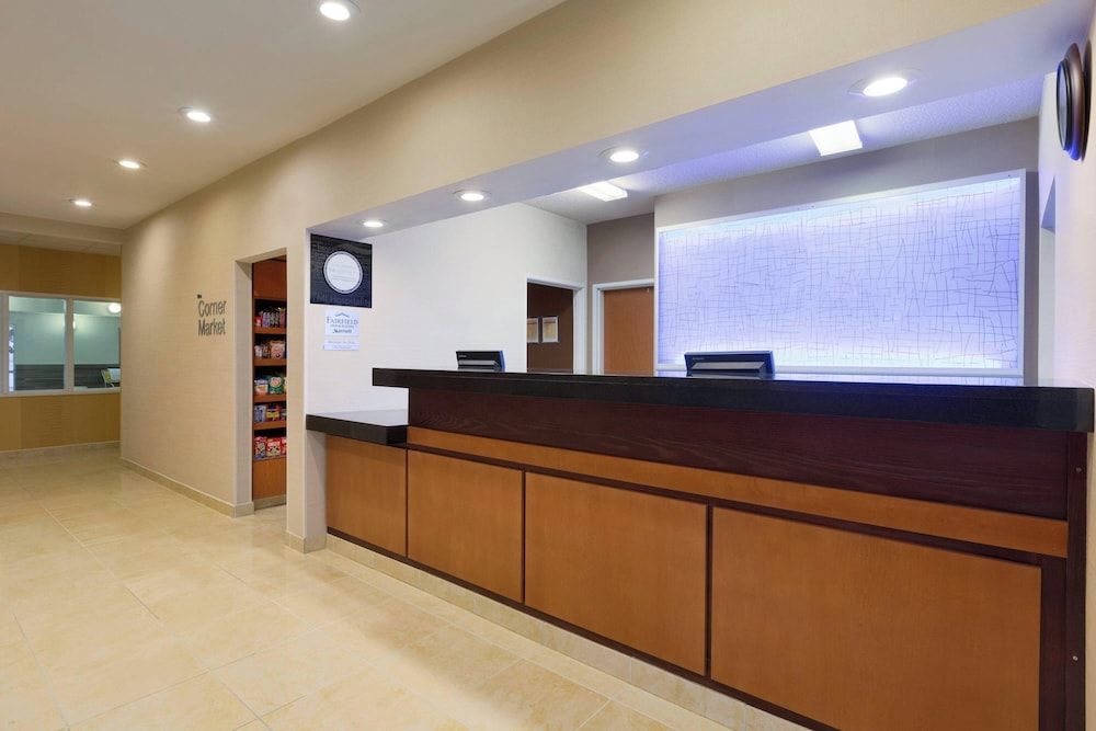 Fairfield Inn & Suites Bismarck North - photo 2
