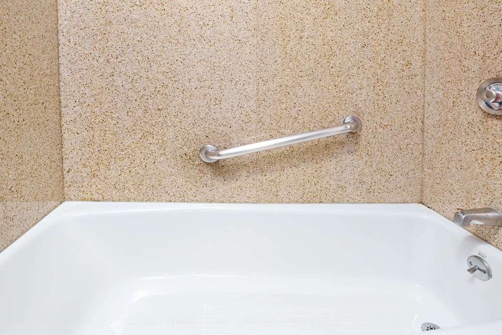 Days Inn by Wyndham West Covina - photo 11