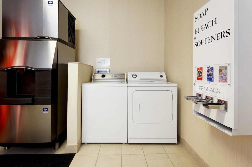 Holiday Inn Express & Suites Burleson Ft. Worth by IHG - photo 16