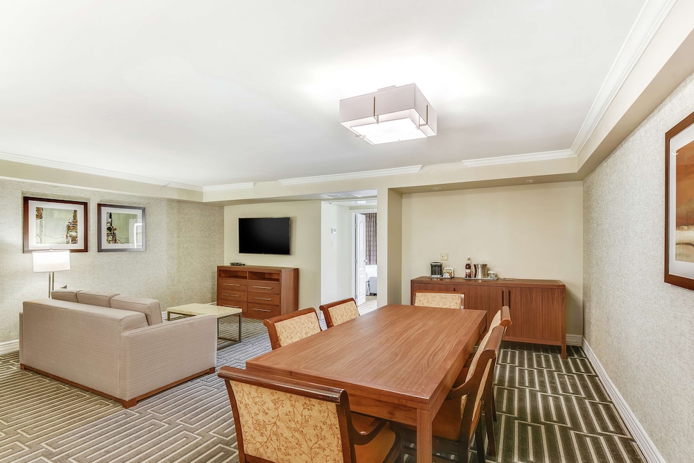 Hilton Phoenix Tapatio Cliffs Resort - photo 16