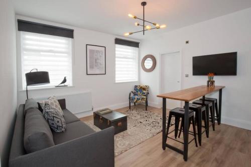 Blackbird Luxury Accommodation Room 10 — 4-Star Luxury Hotel in Blackpool, United Kingdom