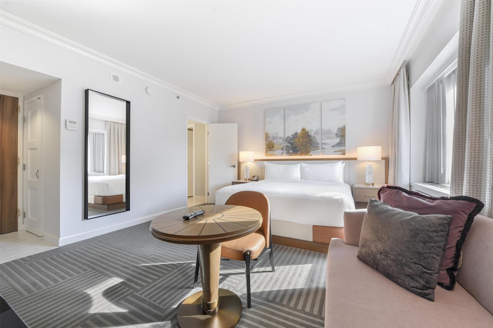 Capital Hilton - photo 34