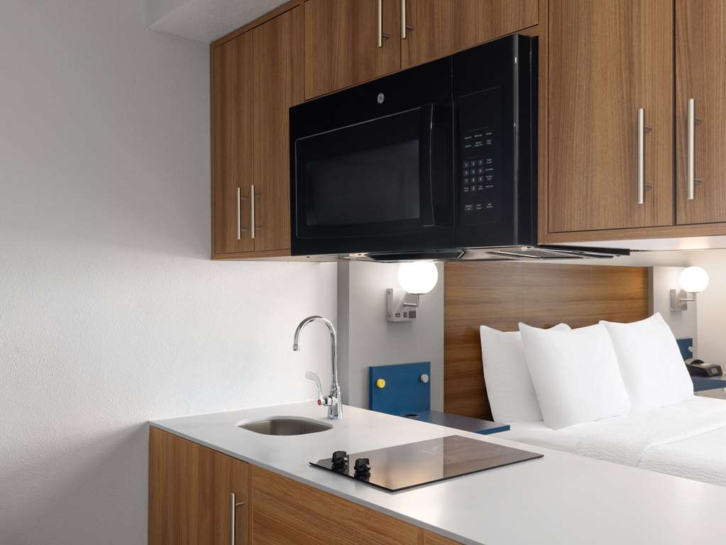 Microtel Inn & Suites by Wyndham Tracy - photo 38