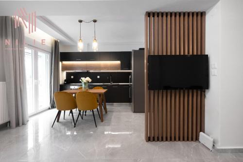 Reflection Nilie Hospitality MGMT — 4-Star Luxury Hotel in Thessaloniki, Greece