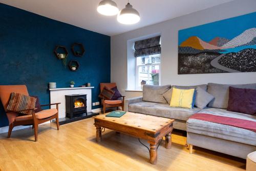 HOLLINS NOOK Countryside House Gateway to Lakes National Park — 4-Star Luxury Hotel in Burneside, United Kingdom
