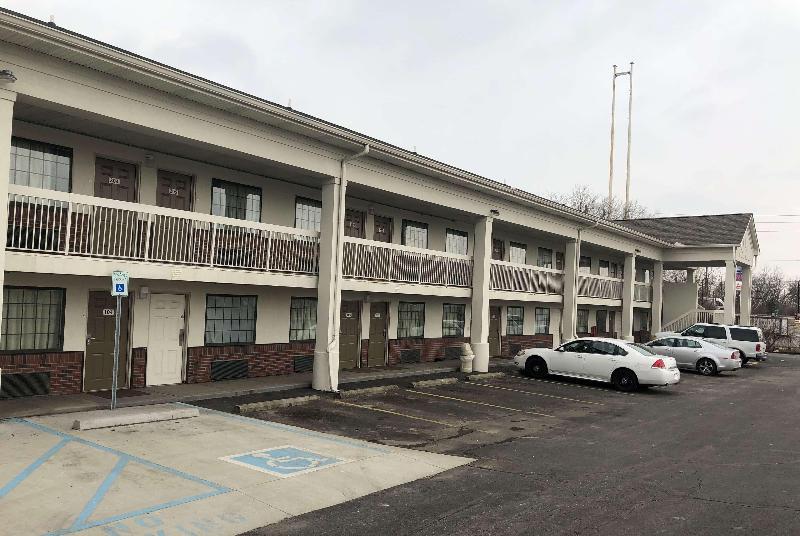 Days Inn by Wyndham Indianapolis South - photo 50