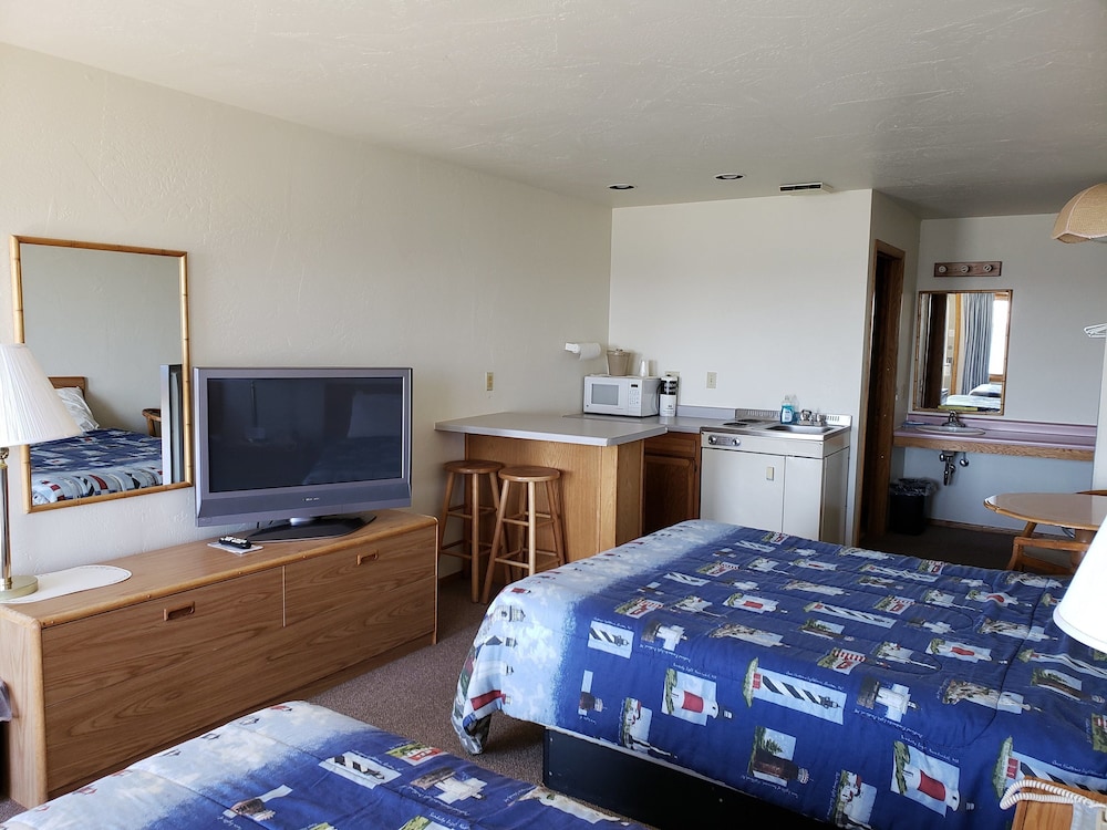 Algoma Beach Motel - photo 20